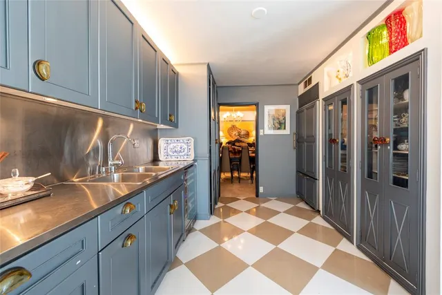 $550,000 | 1905 North Ocean Boulevard, Unit 3A, Fort Lauderdale, FL 33305