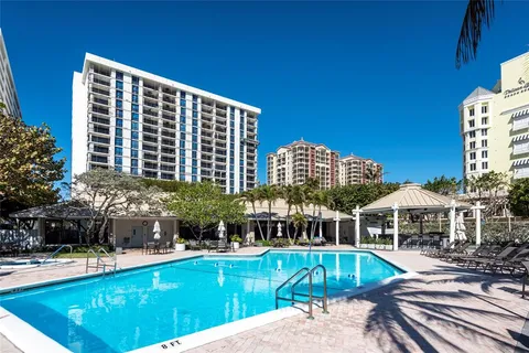$550,000 | 1905 North Ocean Boulevard, Unit 3A, Fort Lauderdale, FL 33305
