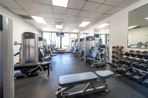 $550,000 | 1905 North Ocean Boulevard, Unit 3A, Fort Lauderdale, FL 33305