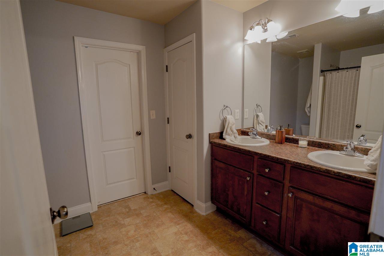 208 Stoney Trail Alabaster, AL 35114 - Photo 13 of 32