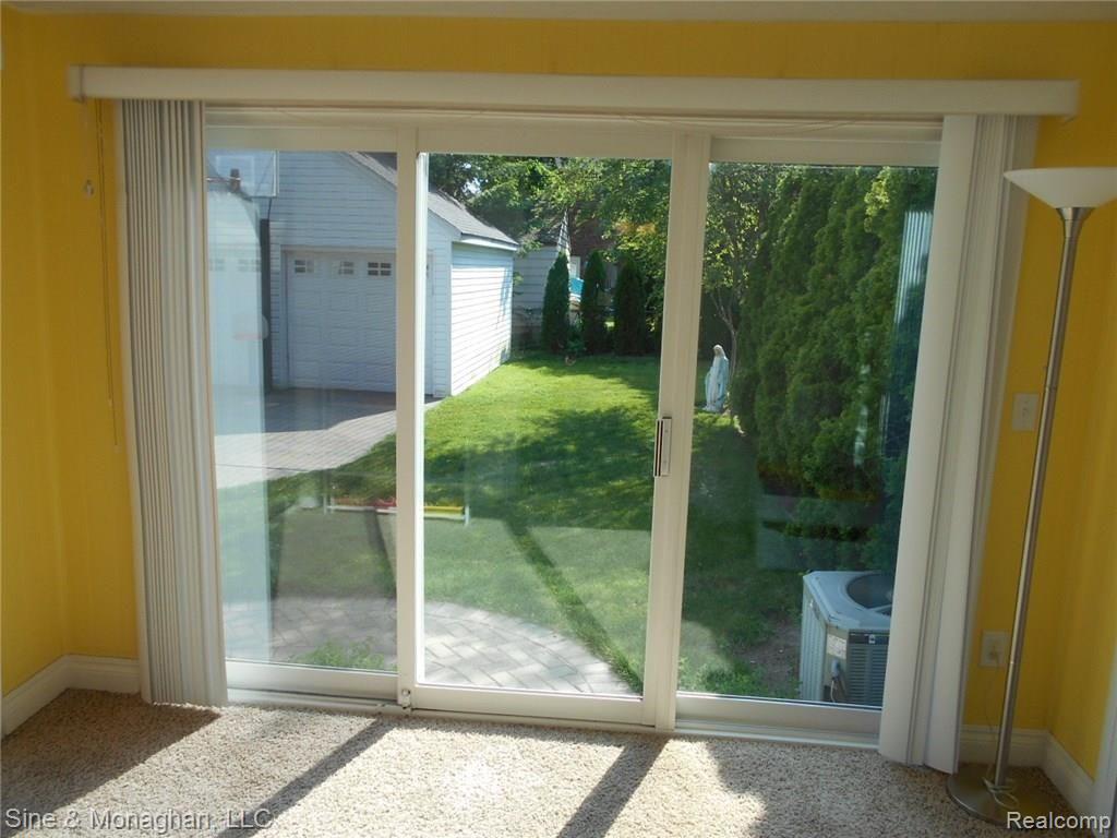 223 McMillan Road Grosse Pointe Farms, MI 48236 - Photo 11 of 39