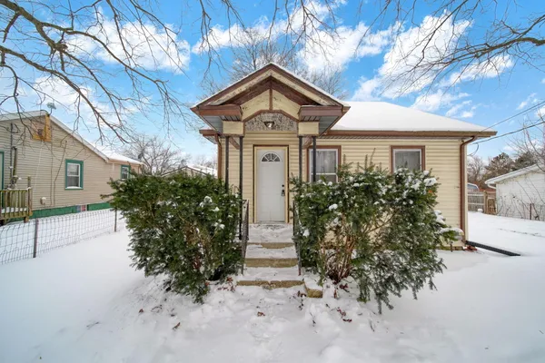 $90,000 | 610 Fairyland Avenue, Jackson, MI 49201