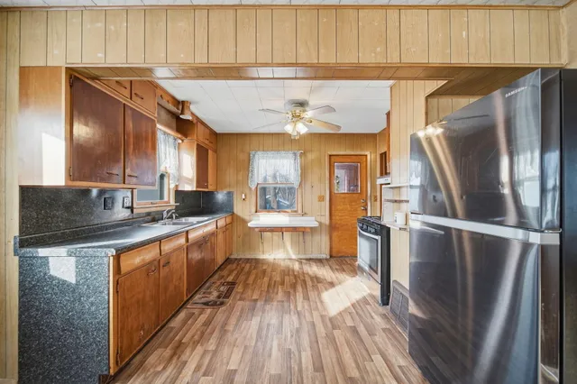 $89,900 | 610 Fairyland Avenue, Jackson, MI 49201