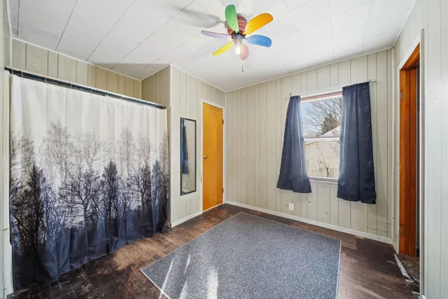 $89,900 | 610 Fairyland Avenue, Jackson, MI 49201