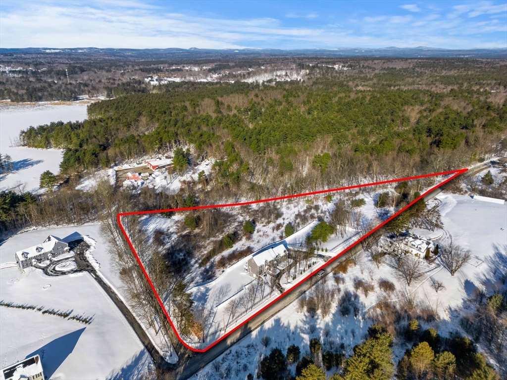 Lot 5 Townsend Road Shirley, MA 01464 - Photo 3 of 3 a view of a city and an ocean view