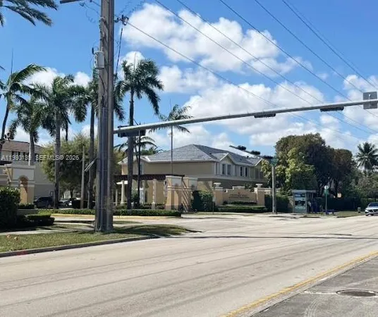 $2,830 | 8838 West Flagler Street, Unit 209, Miami, FL 33174