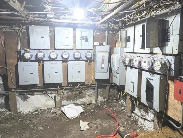 $2,365,000 | 3 South Shore Road, Salem, NH 03079