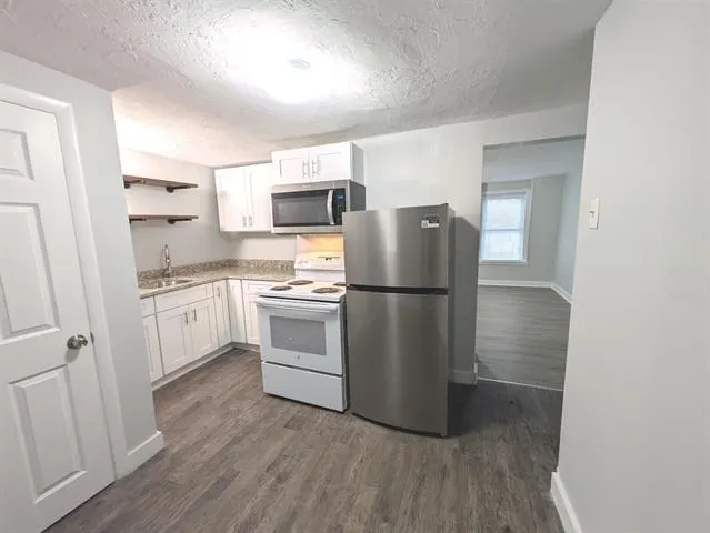 $2,365,000 | 3 South Shore Road, Salem, NH 03079