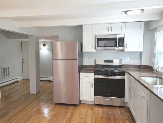 $2,365,000 | 3 South Shore Road, Salem, NH 03079