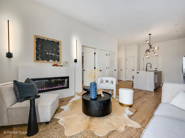 $2,750 | 11 West Prospect Avenue, Unit 510, Mount Prospect, IL 60056