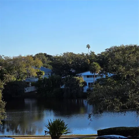 $3,300 | 100 Oakmont Lane, Unit 305, Belleair, FL 33756