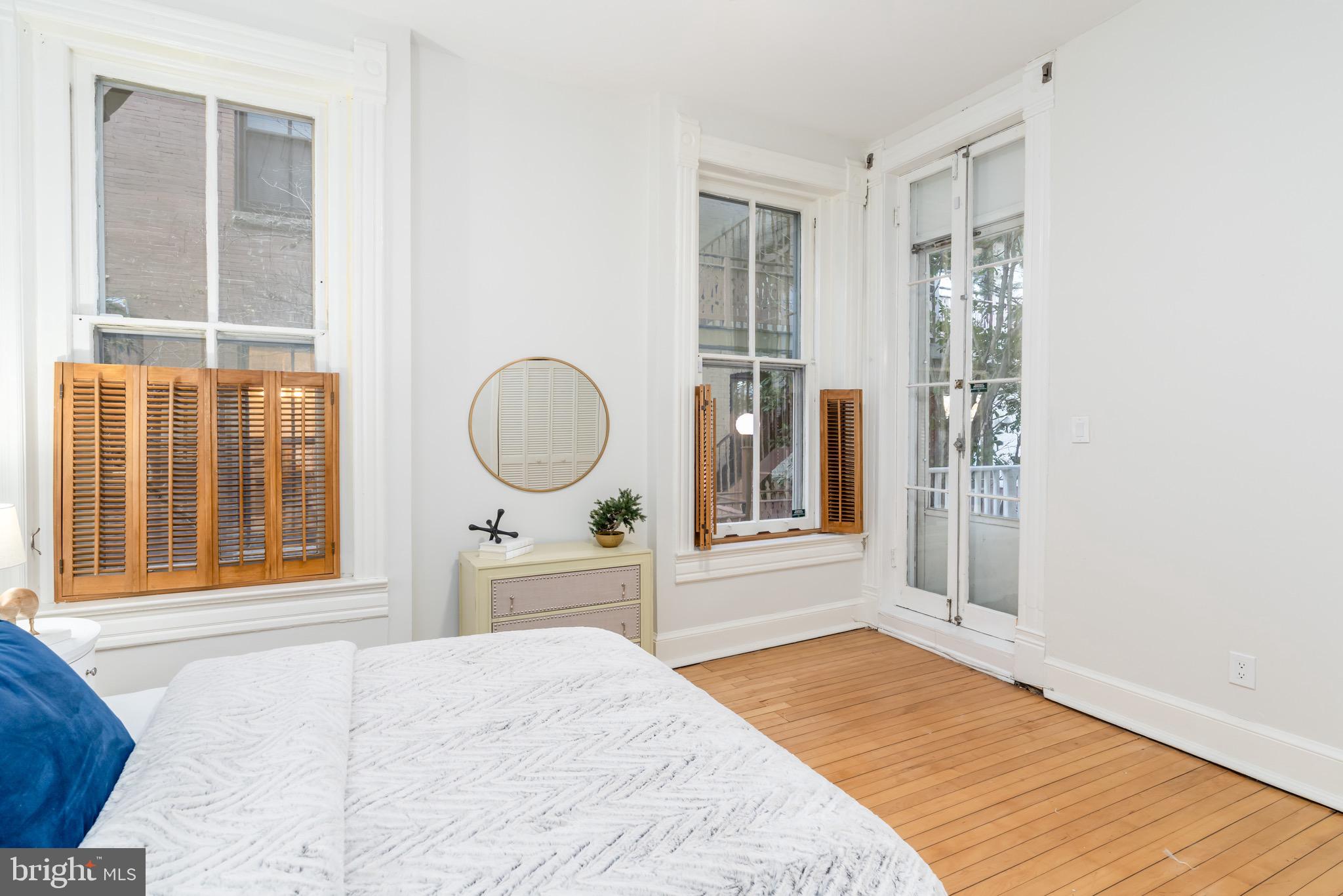 2013 Kalorama Road Northwest, Unit 4 Washington, DC 20009 - Photo 13 of 25 Secondary bedroom