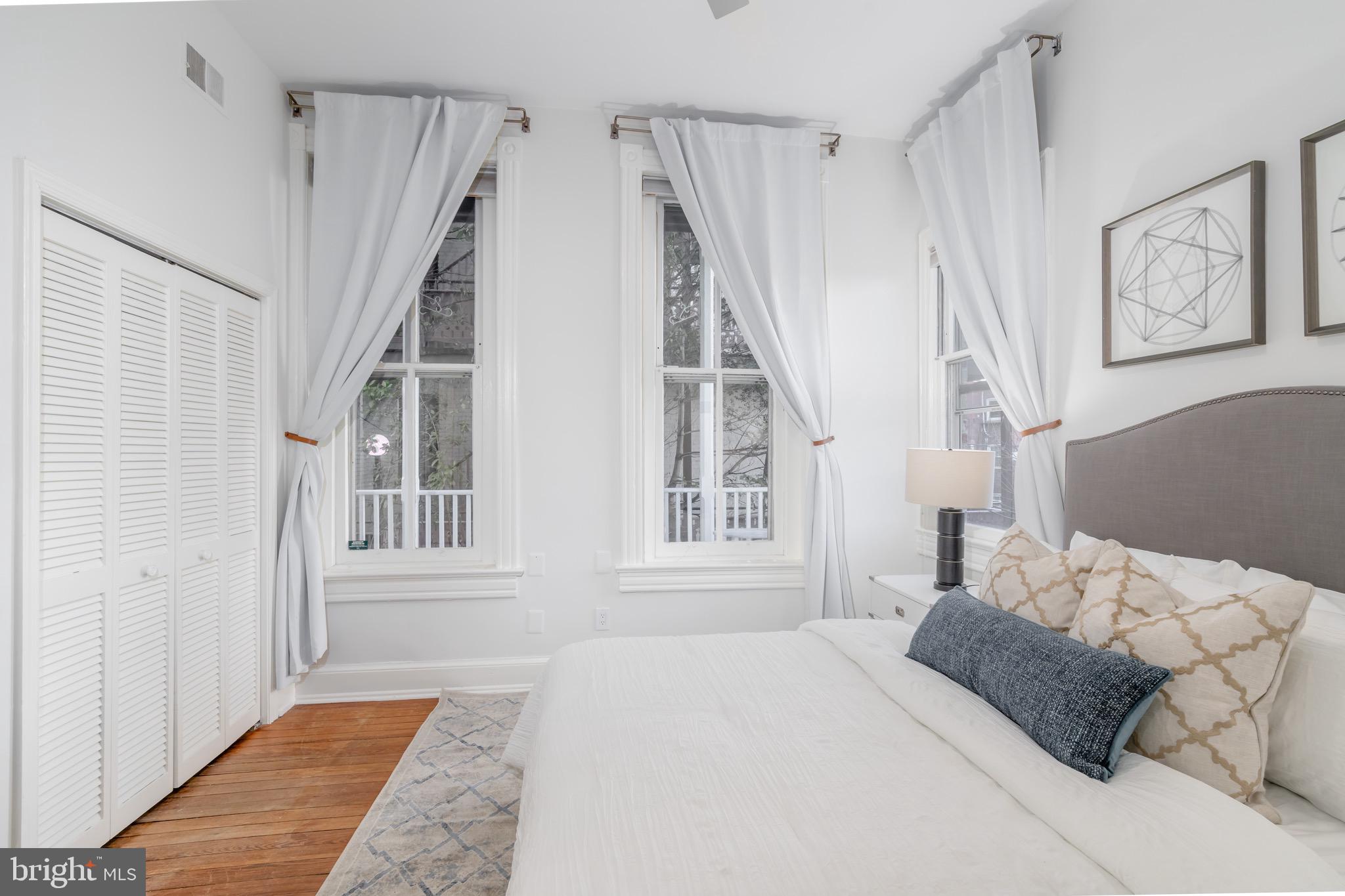 2013 Kalorama Road Northwest, Unit 4 Washington, DC 20009 - Photo 20 of 25 Primary bedroom
