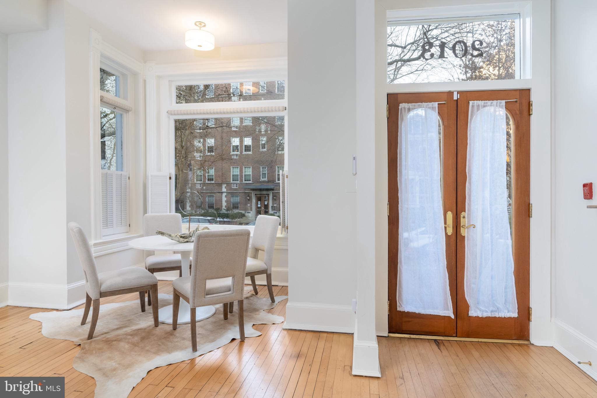 2013 Kalorama Road Northwest, Unit 4 Washington, DC 20009 - Photo 3 of 25 Main entry