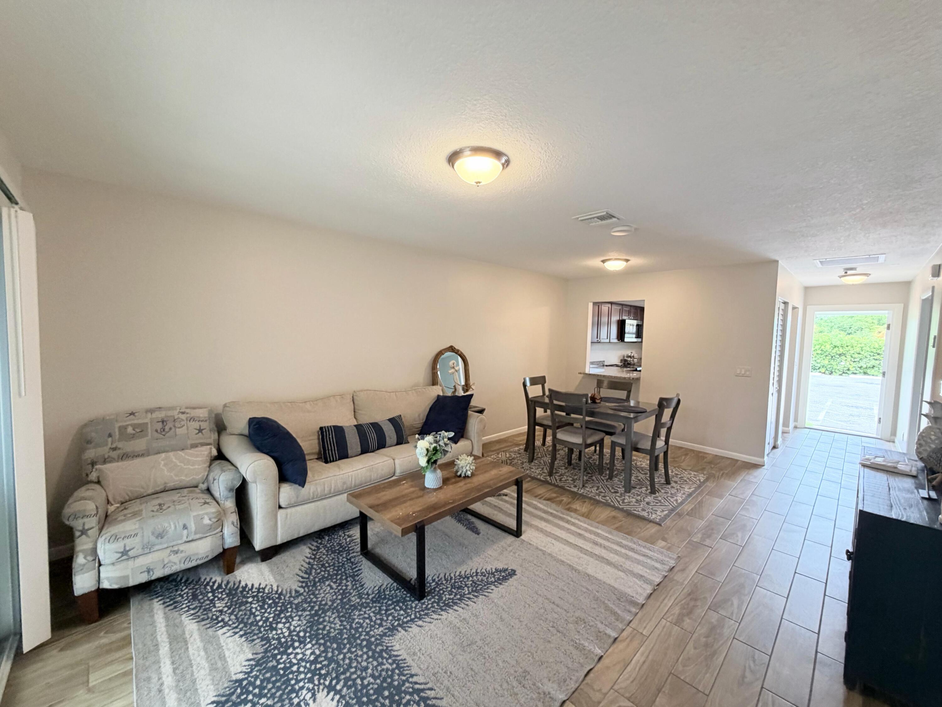 3794 County Line Road, Unit 105 Jupiter, FL 33469 - Photo 4 of 20 WhatsApp Image 2026-10-01 at 17.59.49 (4