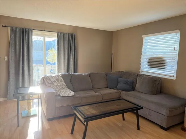 $149,900 | 6232 Robinson Street, Unit 3, Mission, KS 66202