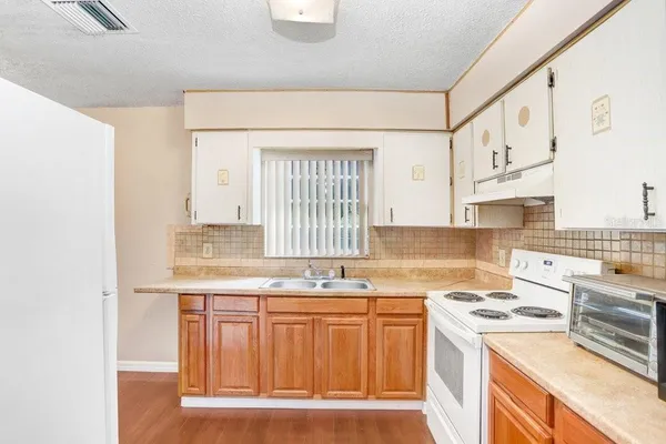 $189,999 | 825 Chamberlain Boulevard, Wauchula, FL 33873