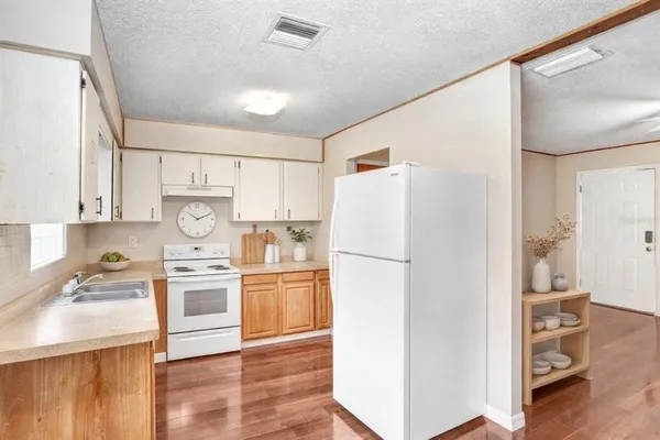 $189,999 | 825 Chamberlain Boulevard, Wauchula, FL 33873