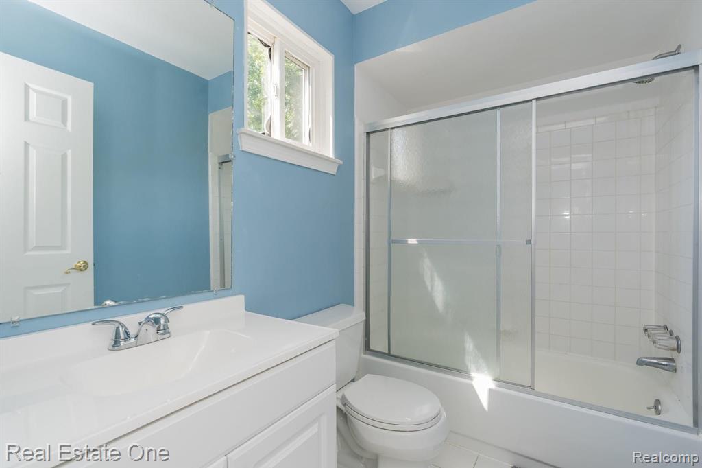 523 Whitney Drive Rochester Hills, MI 48307 - Photo 27 of 34