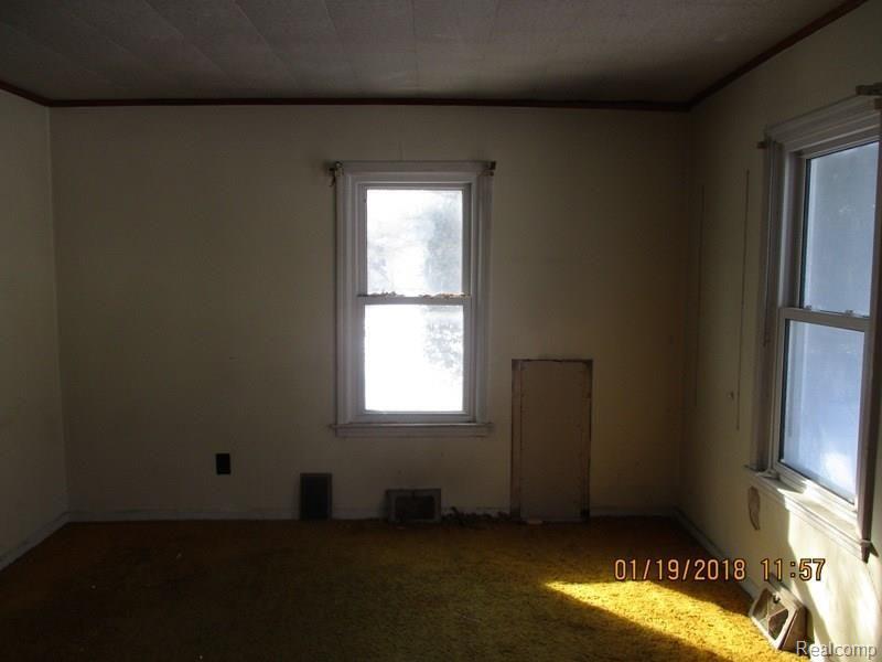 49182 Fuller Road New Baltimore, MI 48051 - Photo 8 of 19 IMG_7324.JPG