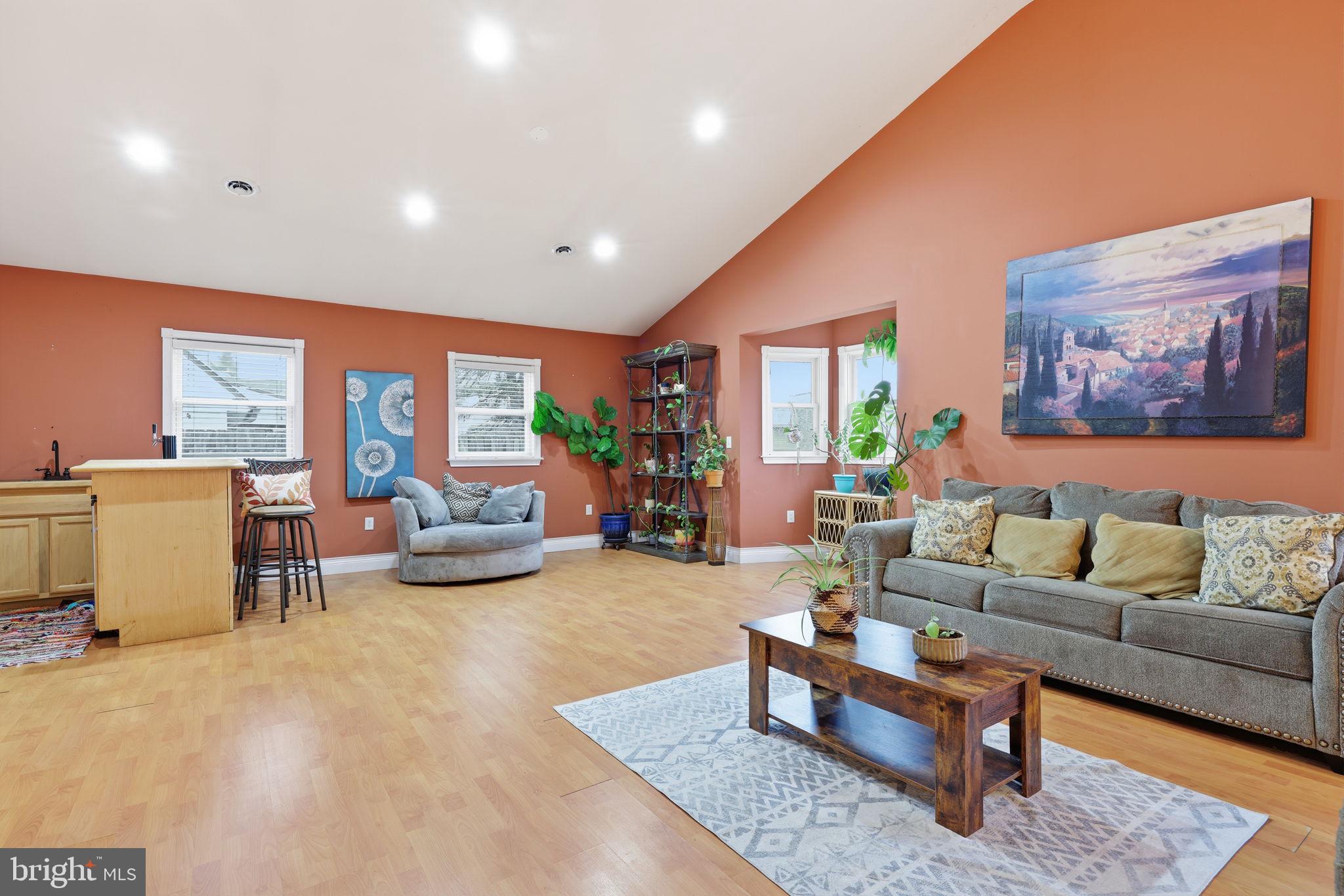 9 Harmony Road Levittown, PA 19056 - Photo 13 of 40
