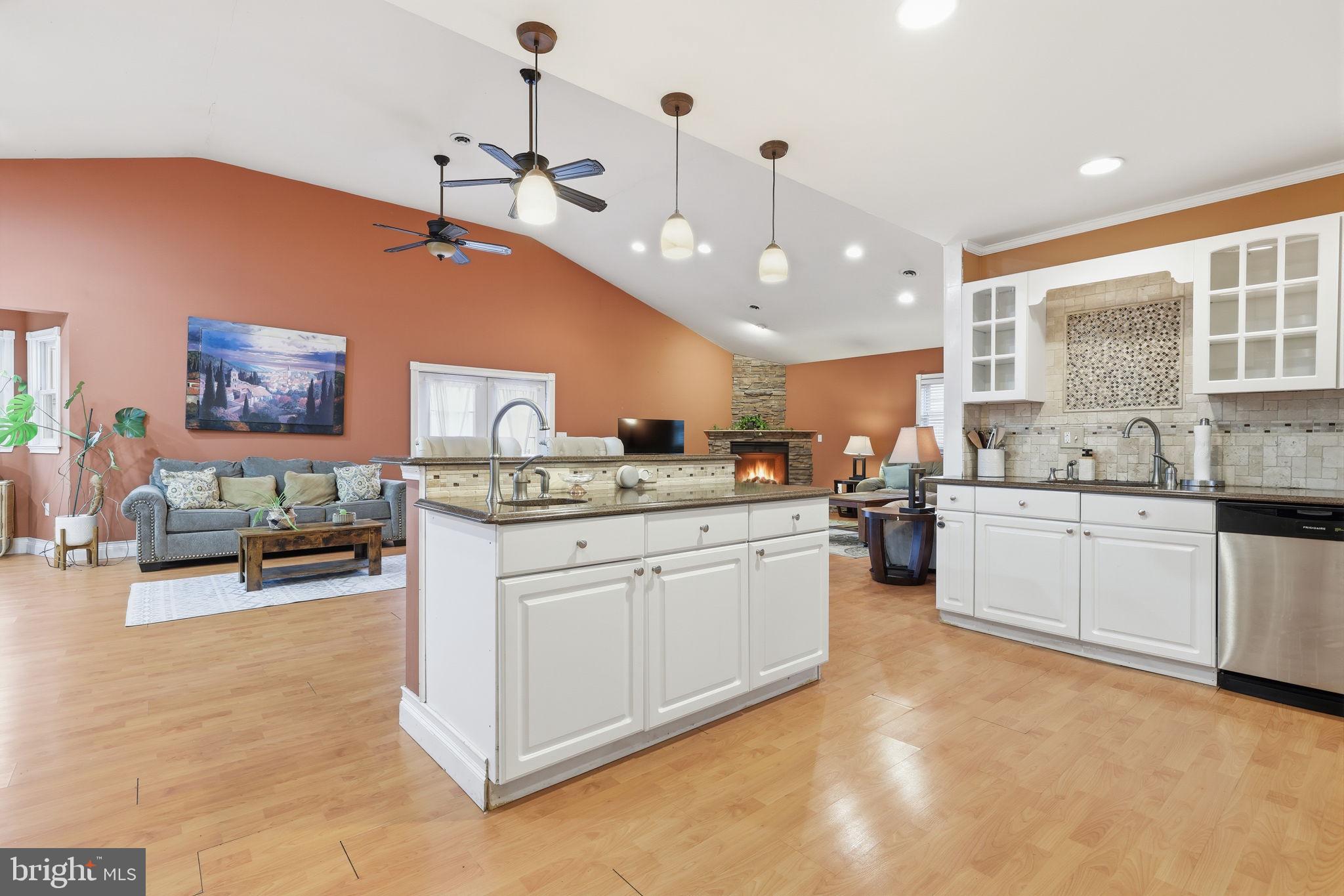 9 Harmony Road Levittown, PA 19056 - Photo 18 of 40