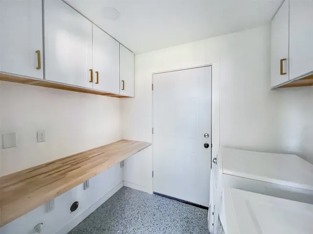 $2,500 | 6203 London Drive, Austin, TX 78745