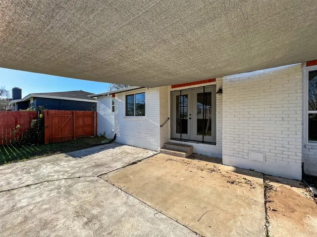 $2,500 | 6203 London Drive, Austin, TX 78745