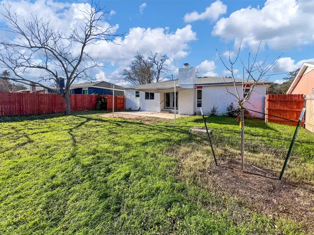 $2,500 | 6203 London Drive, Austin, TX 78745