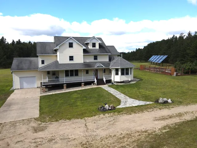 $599,000 | 14325 314th Street, Menahga, MN 56464