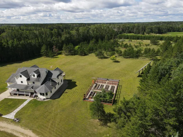 $599,000 | 14325 314th Street, Menahga, MN 56464
