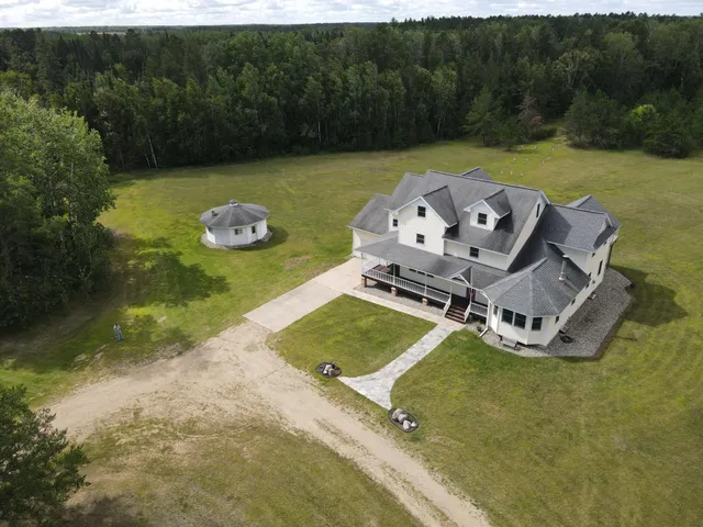 $599,000 | 14325 314th Street, Menahga, MN 56464
