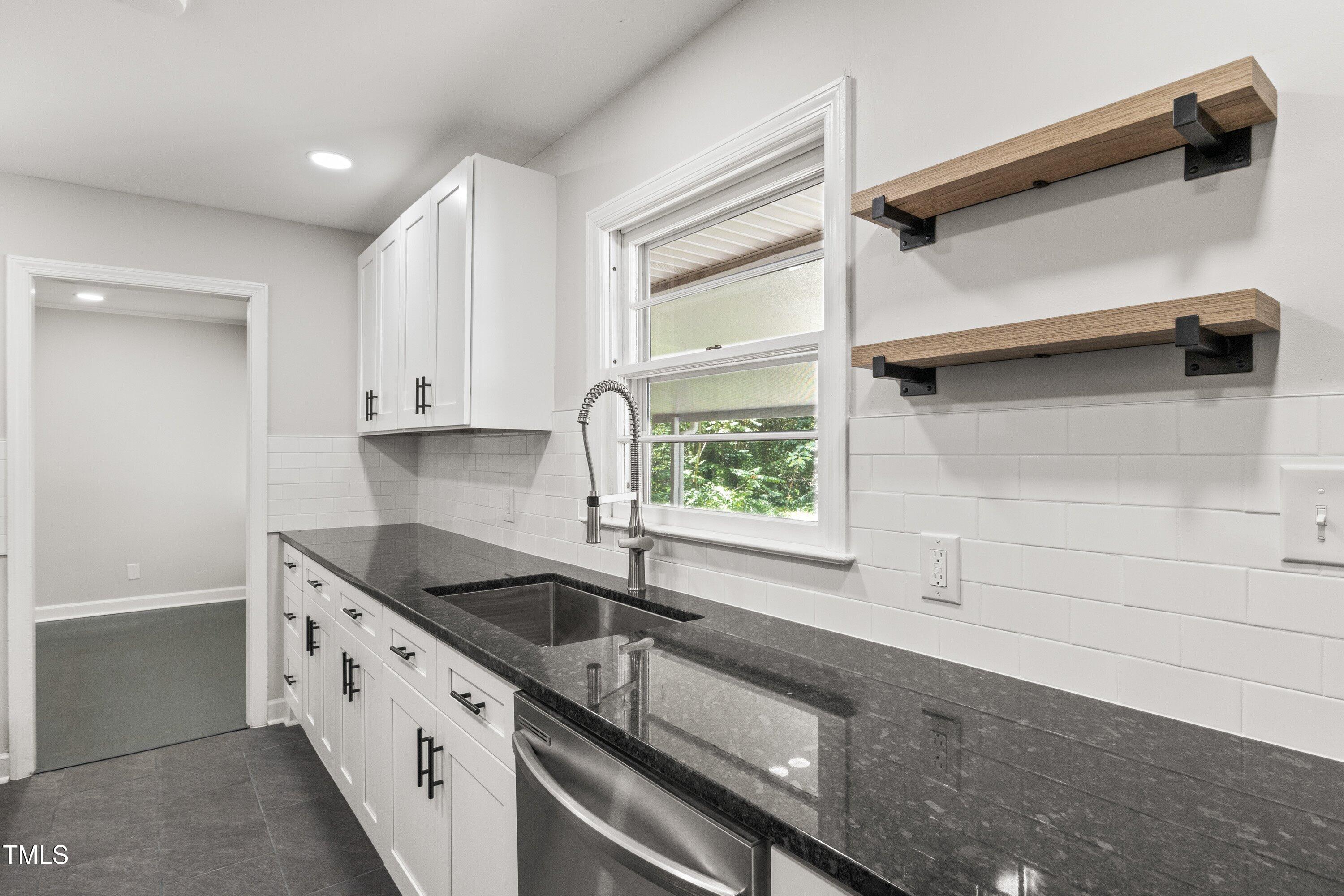 5124 Melbourne Road Raleigh, NC 27606 - Photo 10 of 44 Kitchen