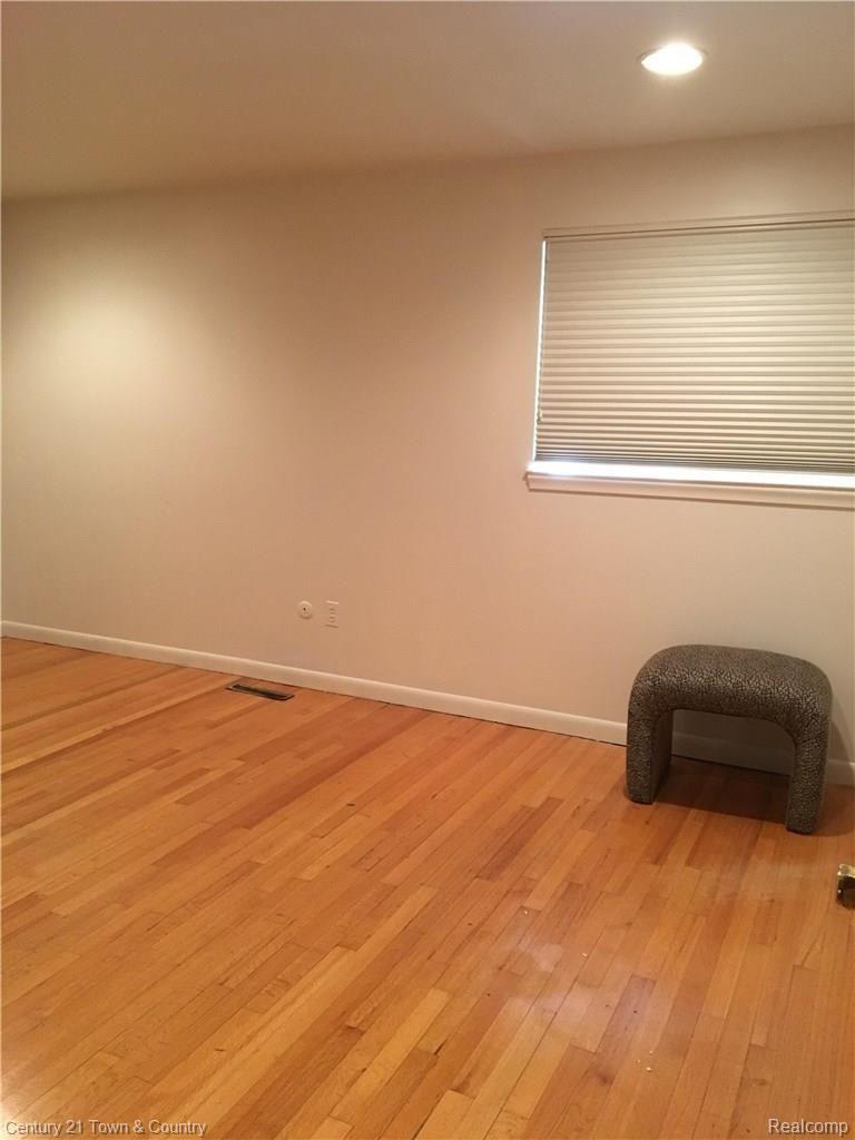 7230 Stonebrook Road West Bloomfield, MI 48322 - Photo 14 of 21 IMG_0897.JPG