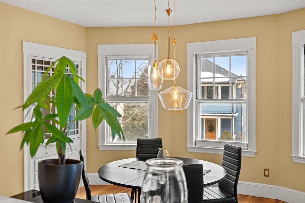 3 Upland Road, Unit 2 Brookline, MA 02445 - Photo 3 of 29 Gallery Image 3