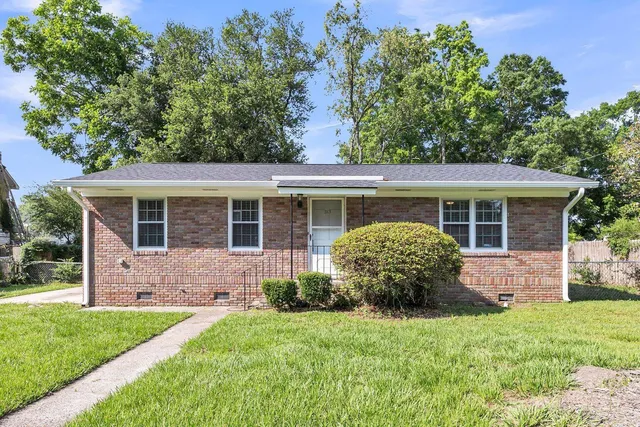 $2,100 | 313 Curtiss Avenue, Charleston, SC 29407