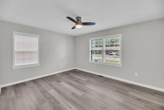 $2,100 | 313 Curtiss Avenue, Charleston, SC 29407