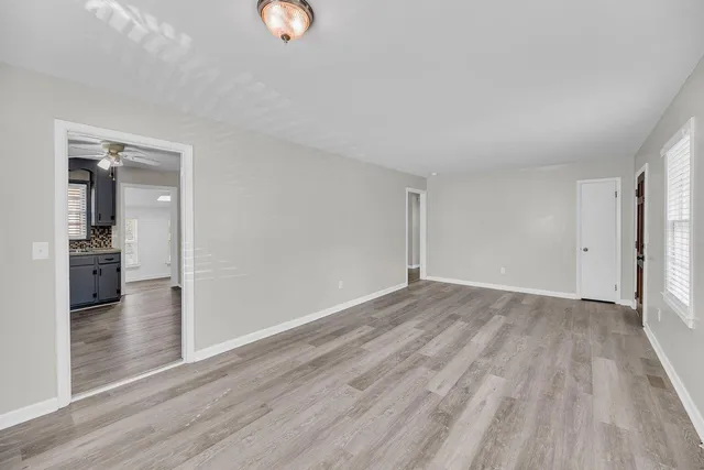 $2,100 | 313 Curtiss Avenue, Charleston, SC 29407