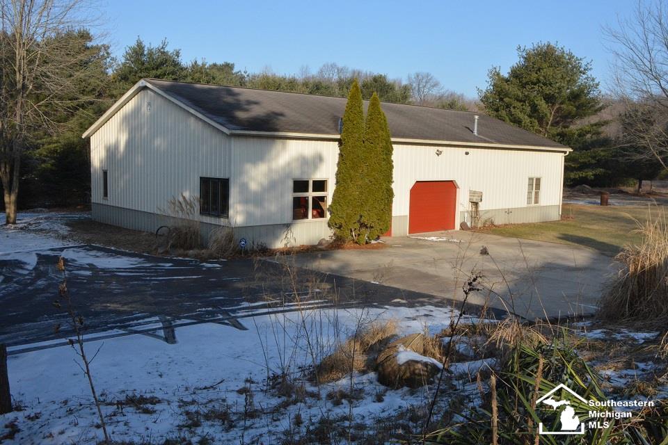 2806 Consear Road Lambertville, MI 48144 - Photo 27 of 36 31373329-26.JPG