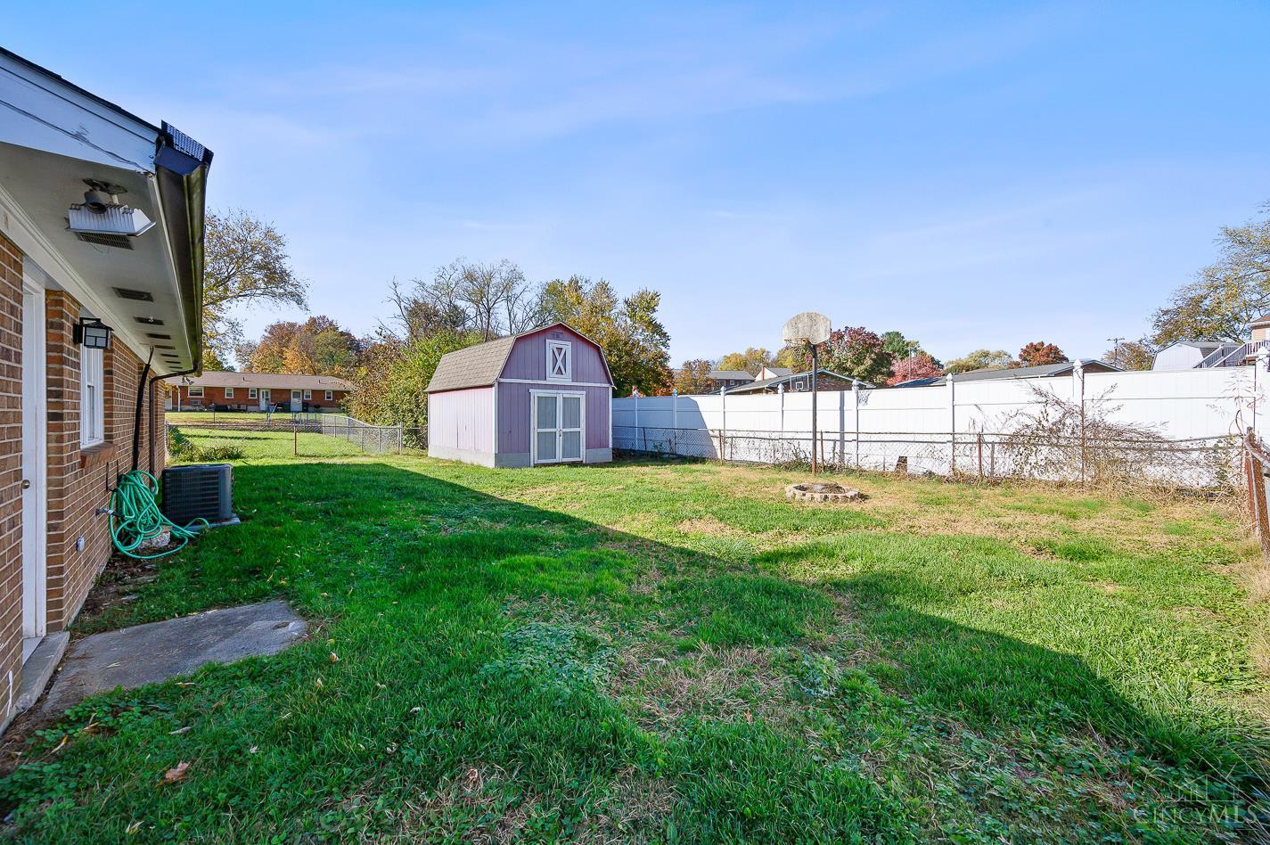 3262 Banning Road Cincinnati, OH 45239 - Photo 3 of 24