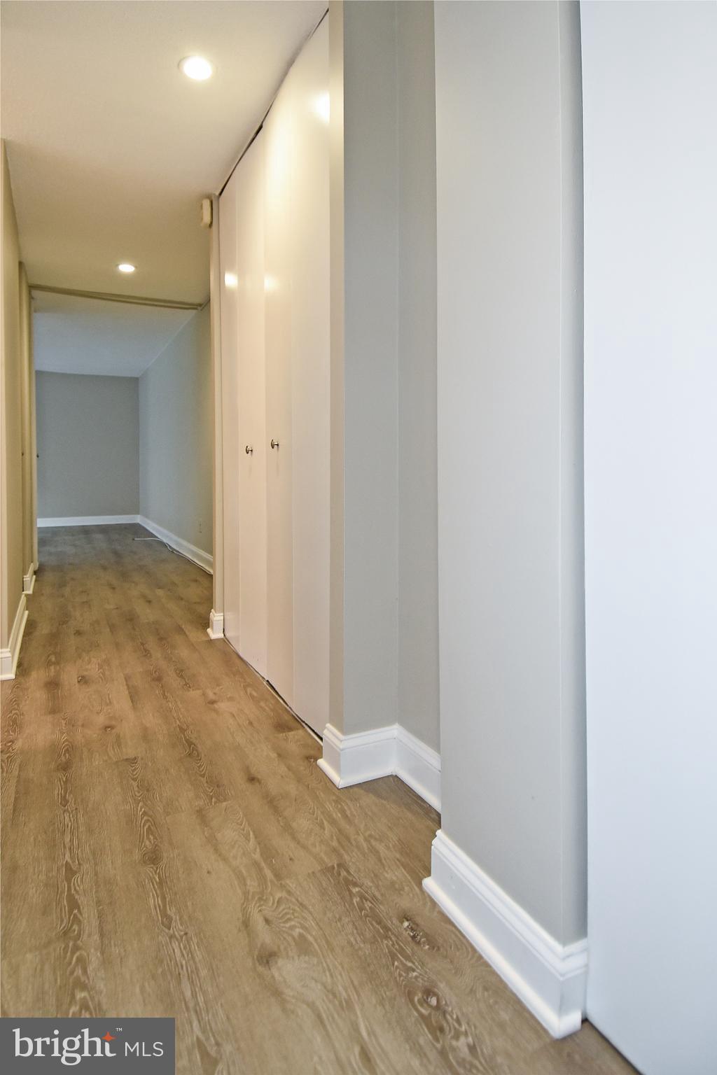 1301 South Arlington Ridge Road, Unit 110 Arlington, VA 22202 - Photo 18 of 45 a view of an empty room