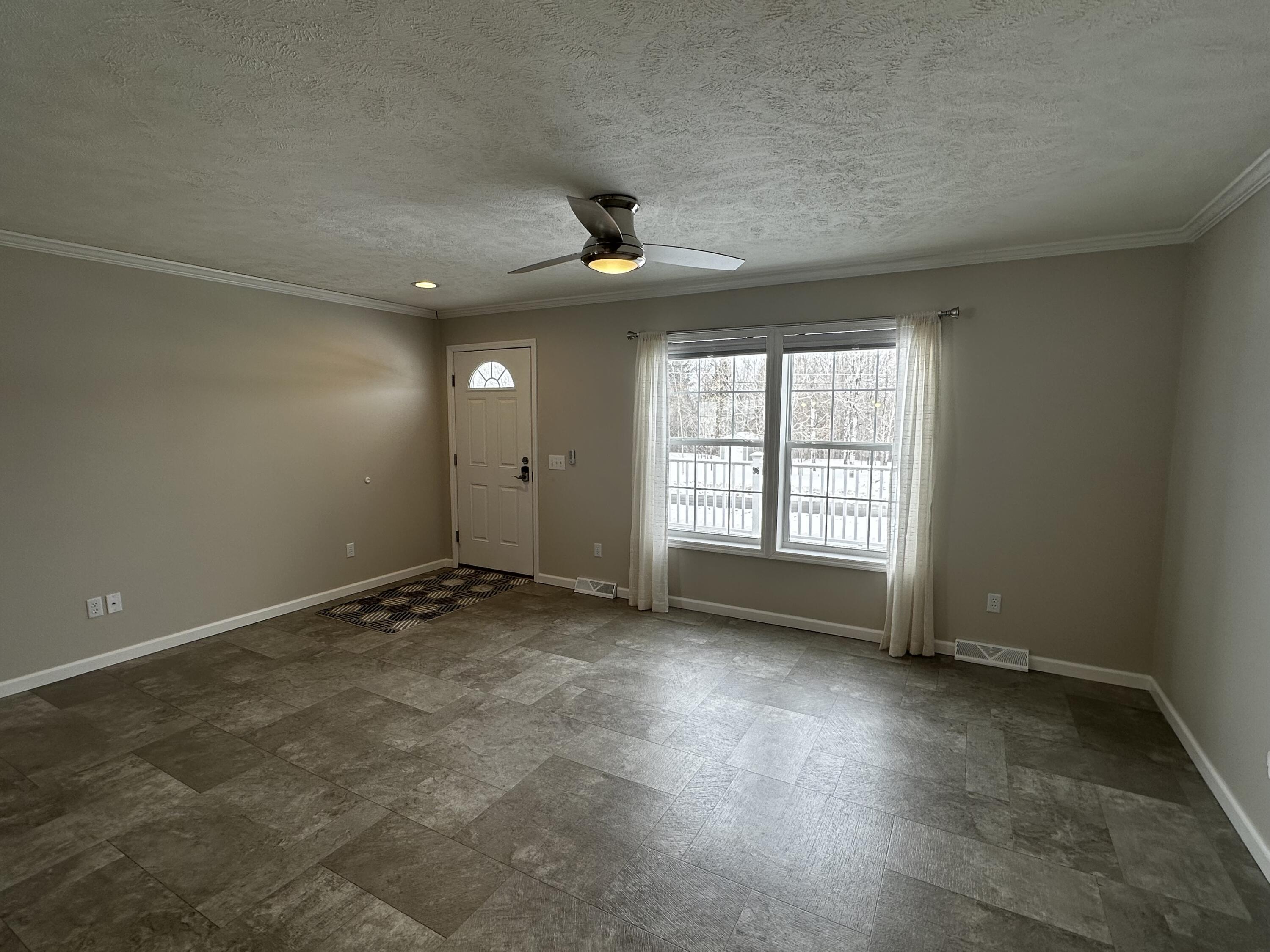 53 University Street Presque Isle, ME 04769 - Photo 38 of 77 Great Room