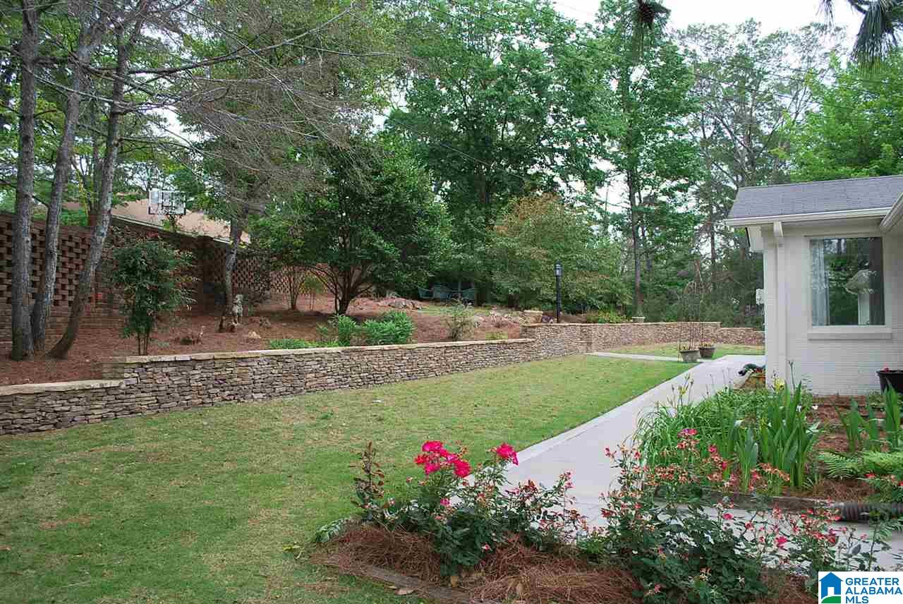 2600 Shades Crest Road Birmingham, AL 35216 - Photo 40 of 43
