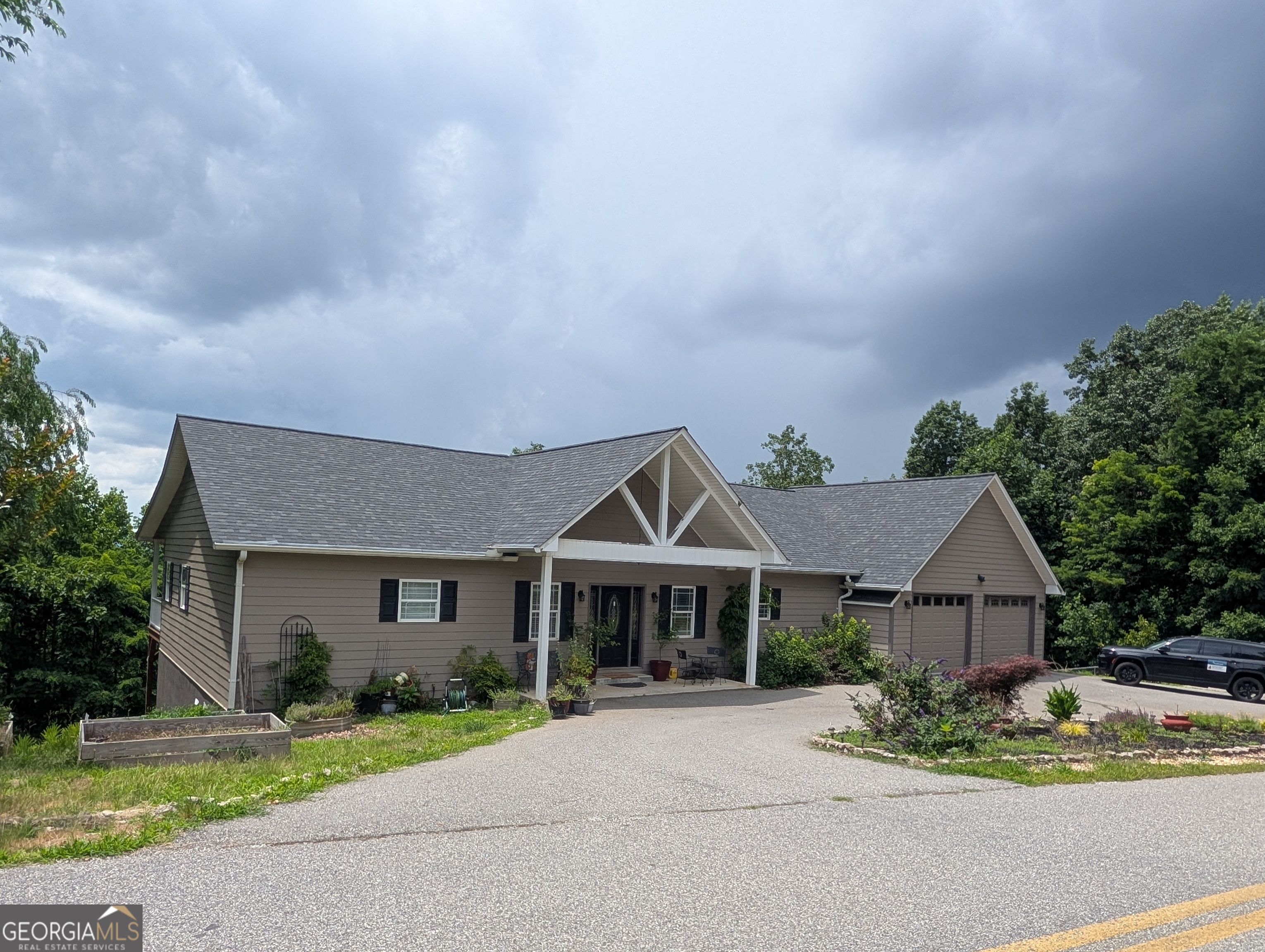 388 Ross Ridge Road Blairsville, GA 30512 - Photo 1 of 23