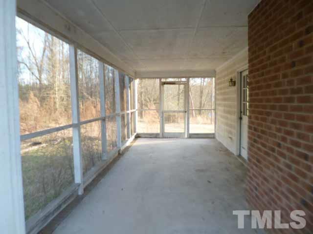 6808 Poole Road Raleigh, NC 27610 - Photo 5 of 18