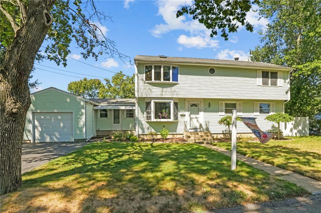 $525,000 | 15 Perkins Street, Warwick, RI 02886
