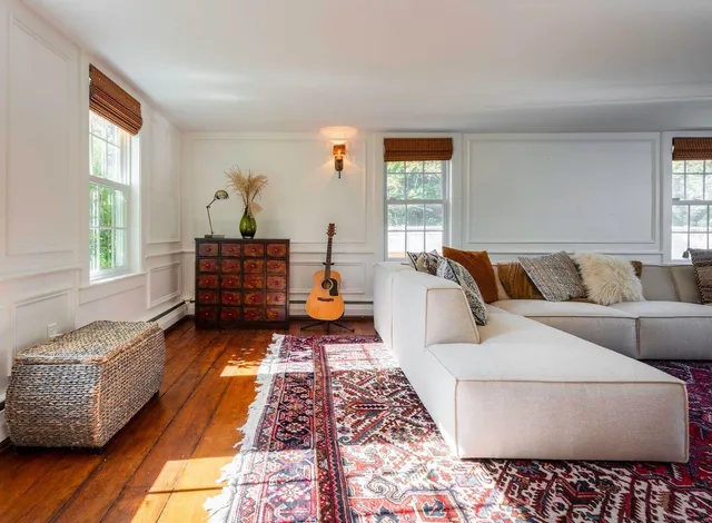 $995,000 | 98 Sweet Hill Road, Plaistow, NH 03865