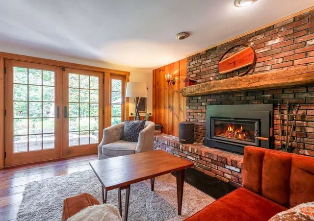 $995,000 | 98 Sweet Hill Road, Plaistow, NH 03865