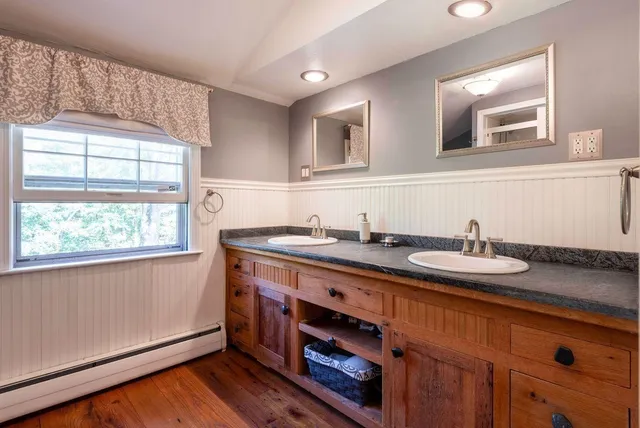 $995,000 | 98 Sweet Hill Road, Plaistow, NH 03865