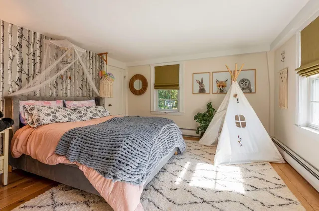 $995,000 | 98 Sweet Hill Road, Plaistow, NH 03865